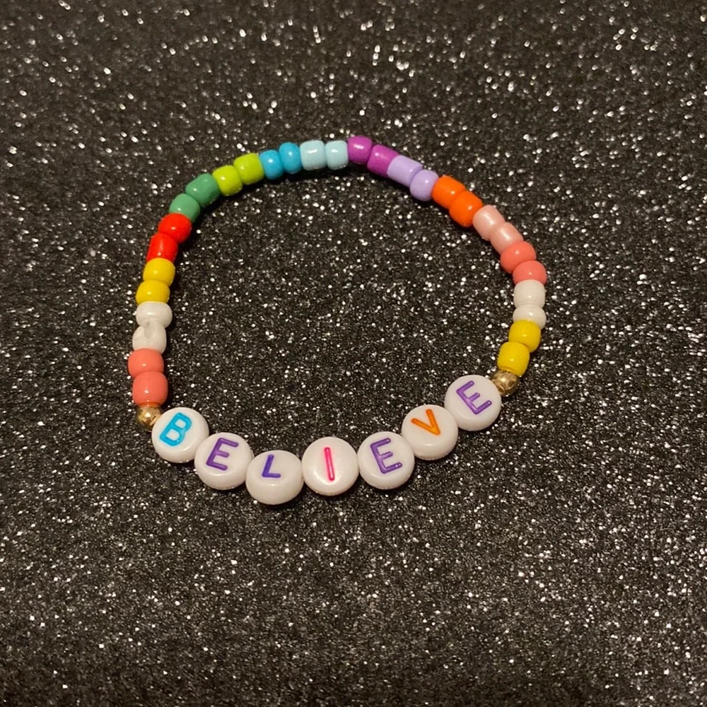 Kids multi beaded stretch bracelet